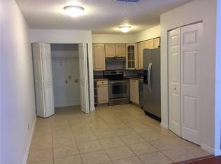 1990 SE 40th Street Rd APT B, Ocala, FL 34480