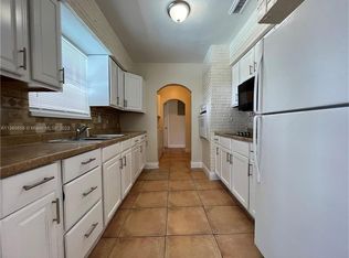 6470 Custer St, Hollywood, FL 33024