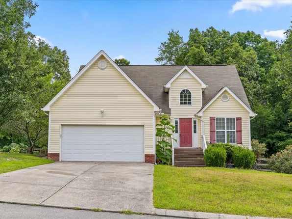 7475 British Rd, Ooltewah, TN 37363
