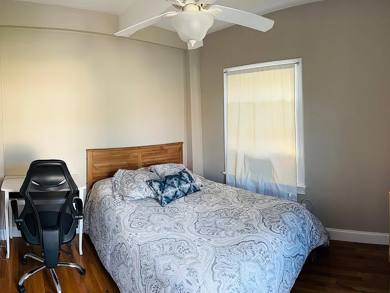 227 Thames St #3 — Photo 18