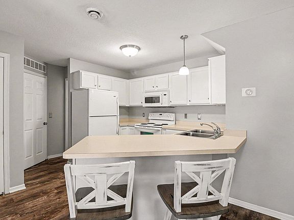 4th image of 807 Horizon Dr SE