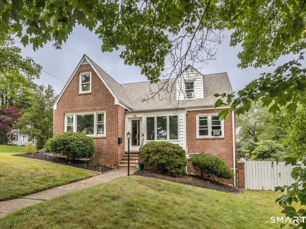 35 Cove Street, West Haven, CT 06516