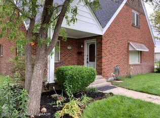 1102 S Drake St, Perryton, TX 79070