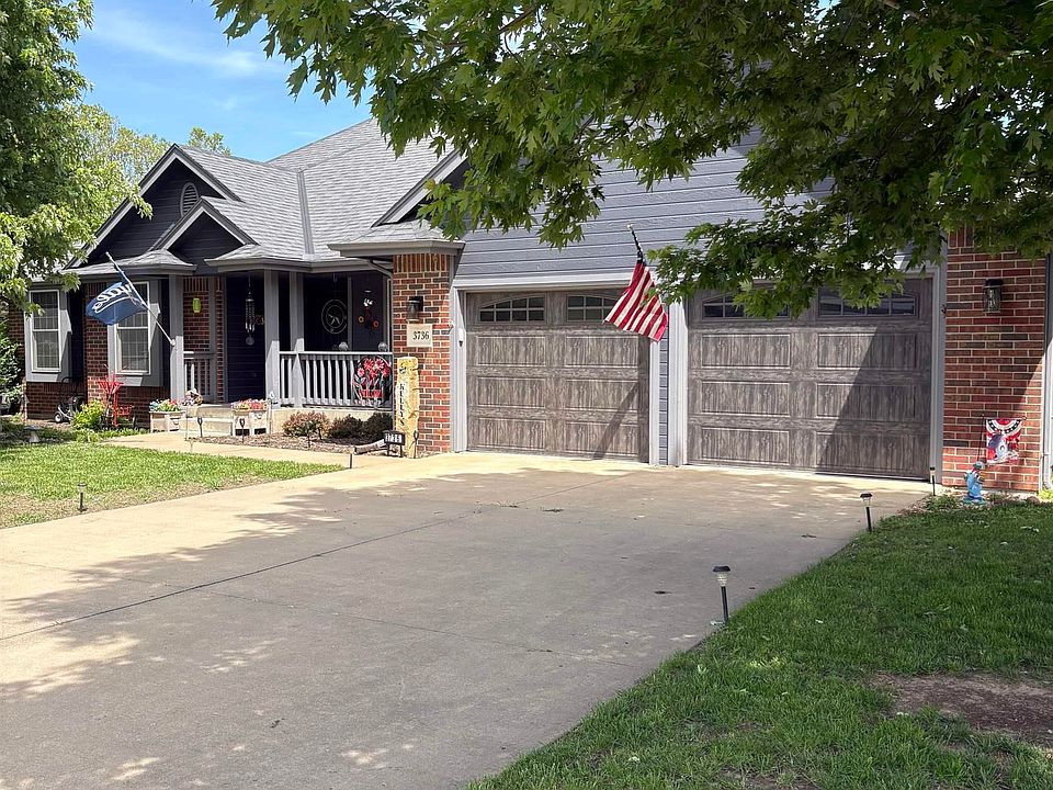 1st image of 3736 SW Summerfield Dr