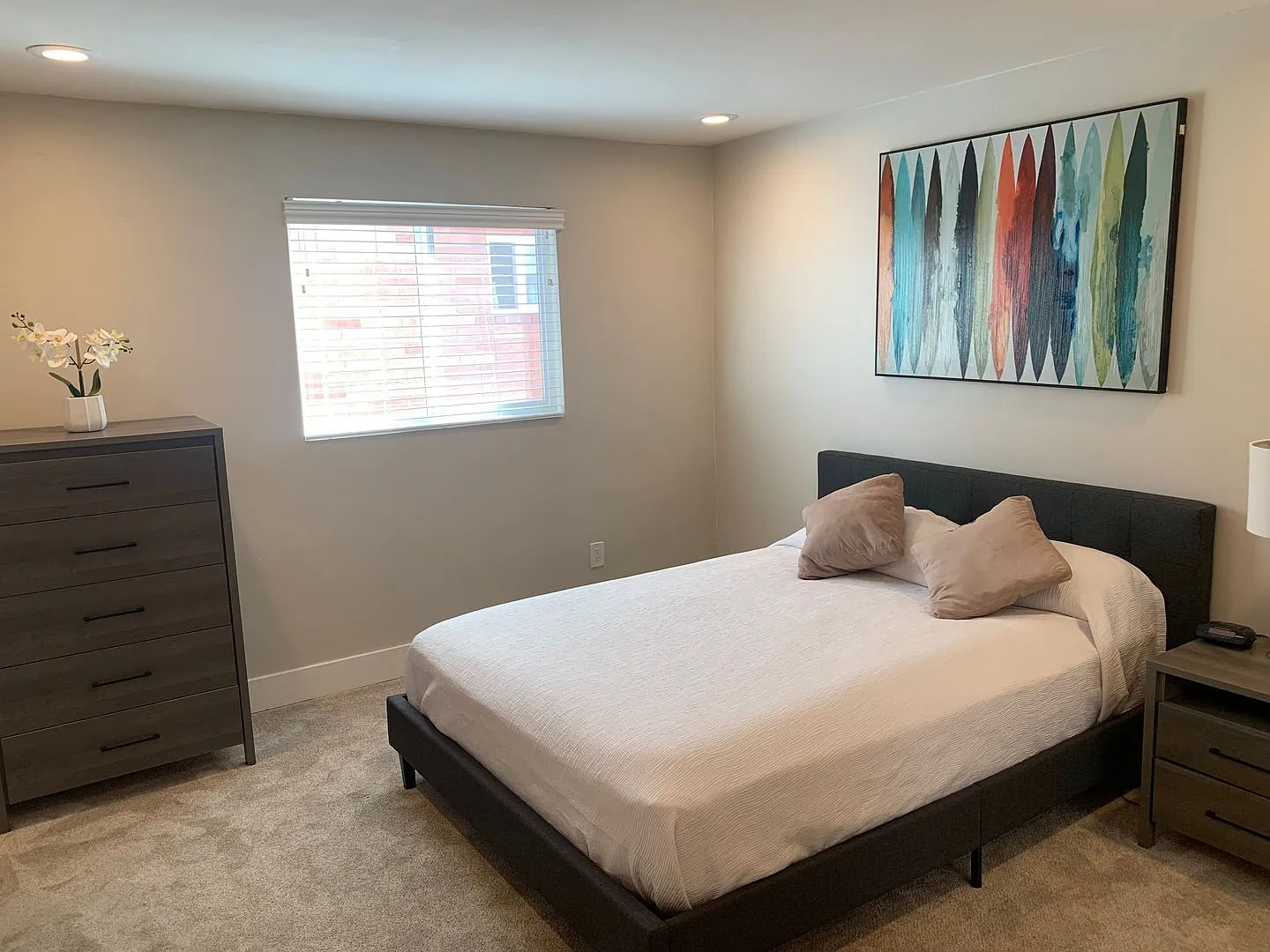 Urban West Apartments — Photo 4