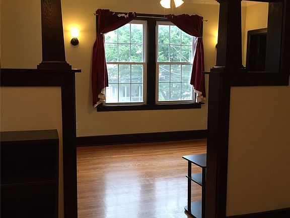 3rd image of 940 Westcott St #42