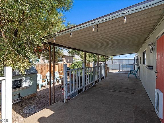 3rd image of 2885 Green Tree Ave