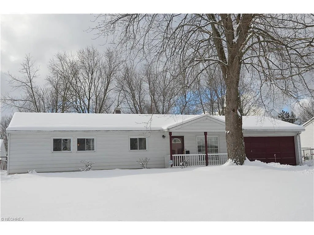 24080 Laing Rd photo 1