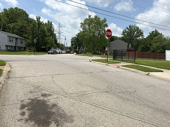 4th image of 40 Hideaway Dr