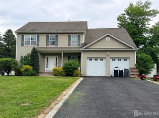 21 Van Syckle Blvd, South Bound Brook, NJ 08880