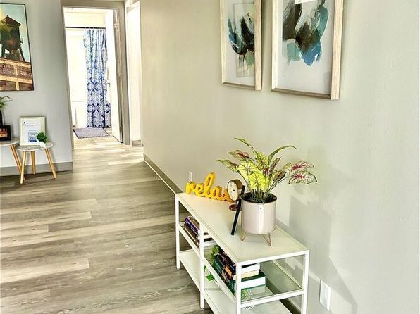 913 Day St APT 1