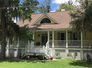 56 Honey Bee Rd, Savannah, GA 31419