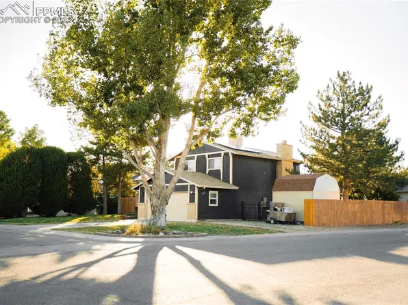 153 Tiffany Ct, Pueblo, CO 81005