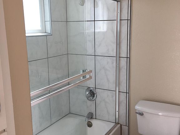 2nd image of 637 Nordale Ave APT 5