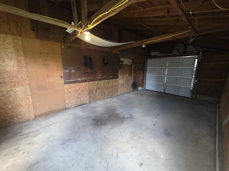 2036 Calhoun St — Photo 16