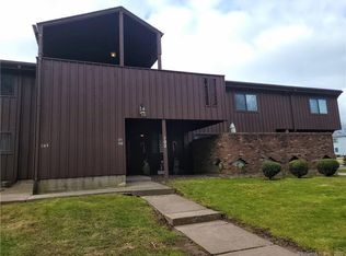 102 Webster Ct #102, Newington, CT 06111