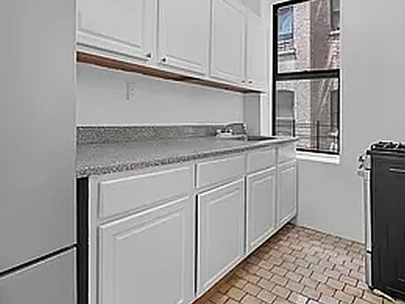5th image of 2509 Adam Clayton Powell Jr Blvd #26