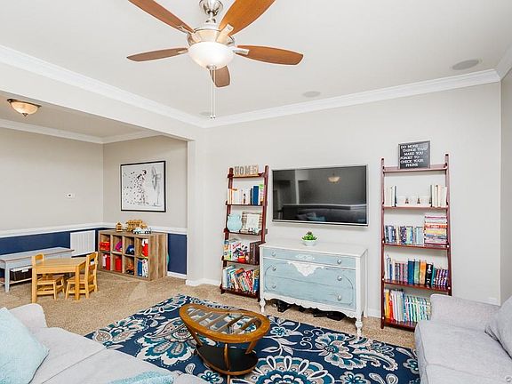 5th image of 8183 Belton Cir #8183