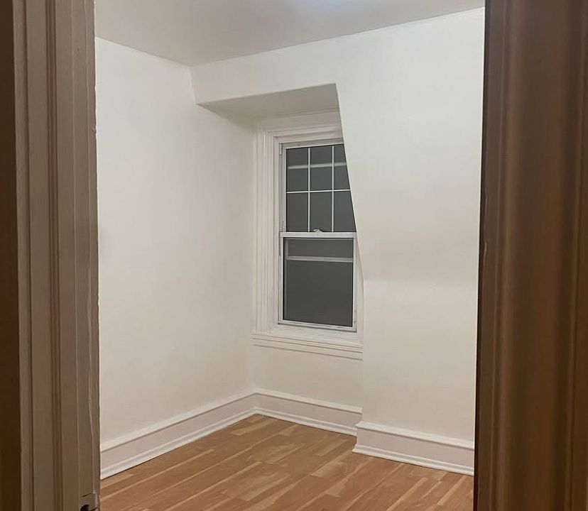 1st image of 28 N Millbourne Ave Floor 2