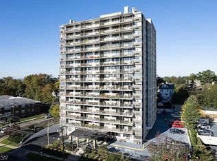 235 Prospect Ave APT 6G, Hackensack, NJ 07601