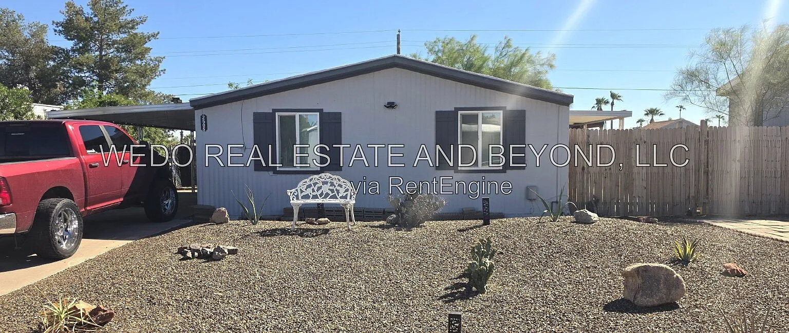 3 bed, 2.0 bath, 1248 sqft, $1,995 — Photo 3