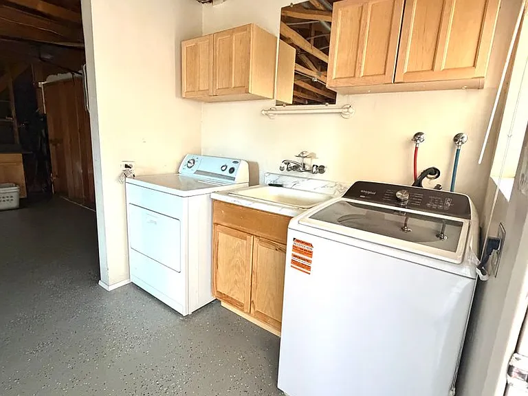 56615 Bonanza Dr — Photo 35