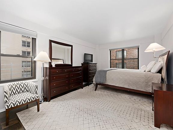 4th image of 333 E 55th St APT 8H