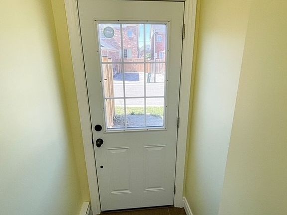 5th image of 16 Arthur Dixon St