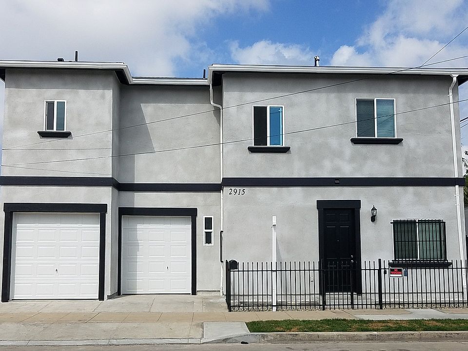 1st image of 2915 W 67th St