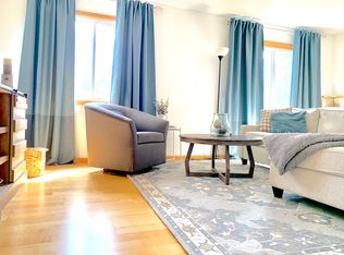 4484 Victoria St N, Shoreview, MN 55126