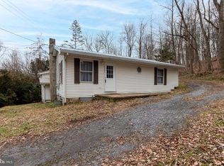 3886 N Atherton St, Port Matilda, PA 16870