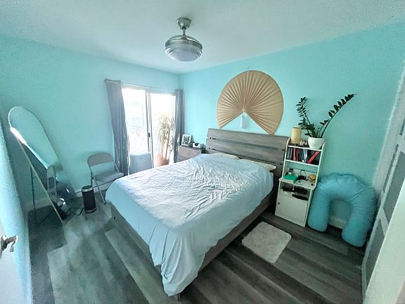 2nd image of 1428 Madison St APT 305