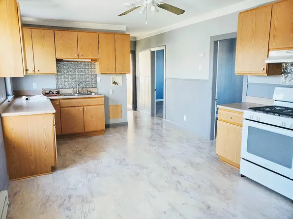 193 Mount Hope St #3, Lowell, MA 01854