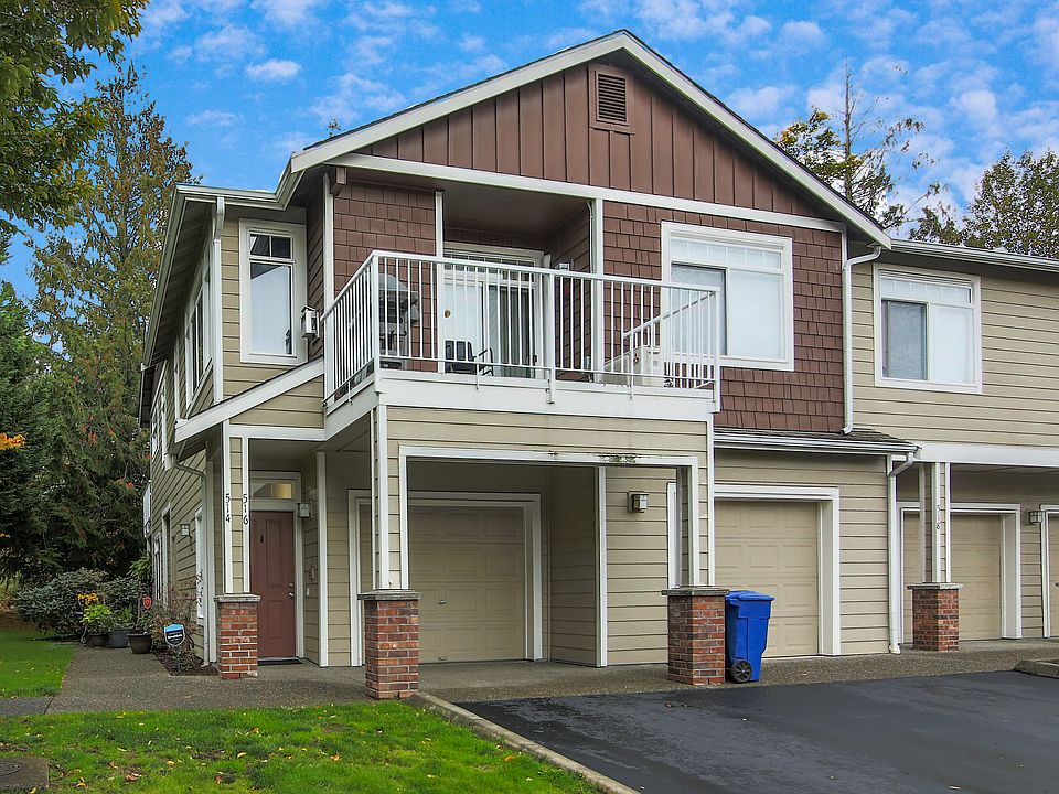 1st image of 516 241st Ln SE #4