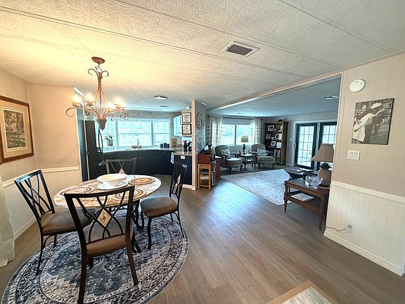 3rd image of 212-C E Gleneagles Rd #572