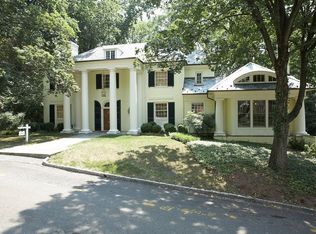 3539 Williamsburg Ln NW, Washington, DC