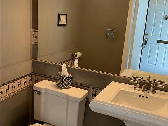 4th image of 37625 Charter Oaks Blvd