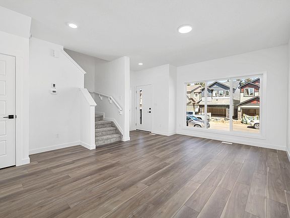 5th image of 20631 43rd Ave NW