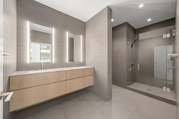 Rented by Douglas Elliman | media 7