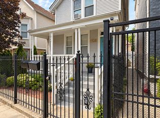 1830 N Mozart St #2, Chicago, IL 60647