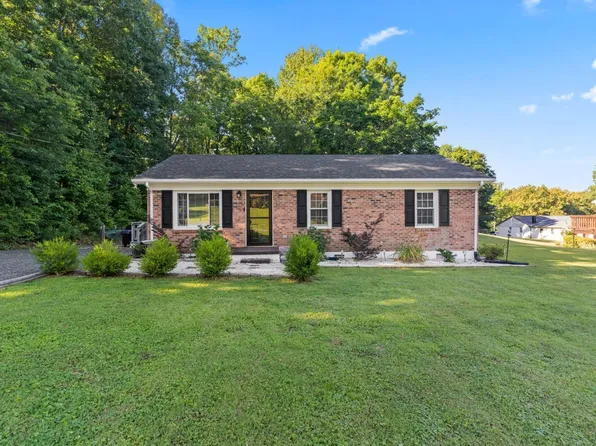 420 Hilltop Dr, Madison Heights, VA 24572