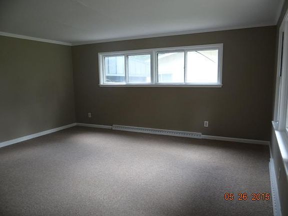 3rd image of 1622 W Belmar Pl