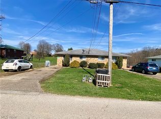 203 Old Turnpike Rd, Parkersburg, WV 26104