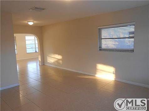 3rd image of 6007 NW 67th Ave