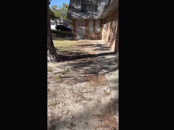 3rd image of 104 Golden Sand Dr #5C