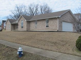 100 Scarlet Oak Cir, Elizabethtown, KY 42701