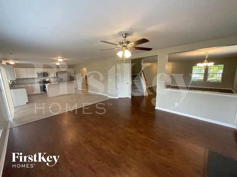 634 Conover Rd — Photo 5