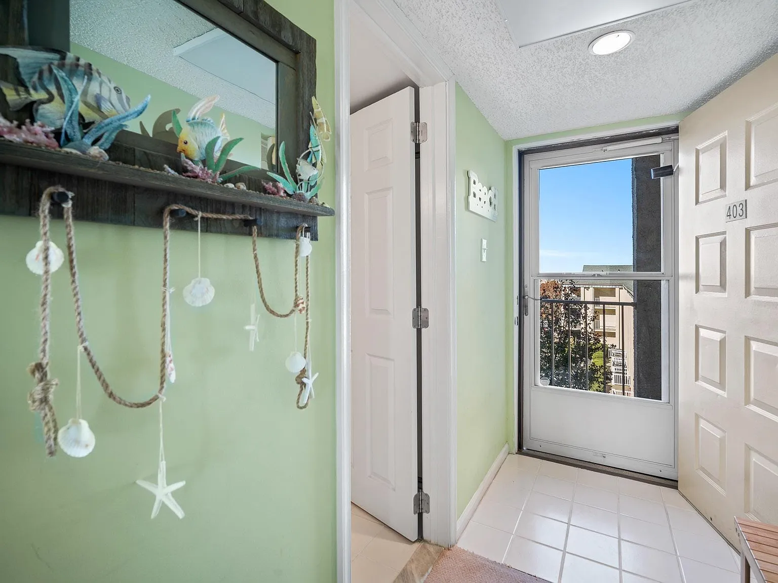 2 bed, 2.0 bath, $2,600 — Photo 2