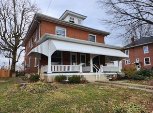 28 E Pine St #28, Ephrata, PA