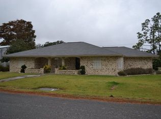 129 Chester Lee St, Larose, LA 70373